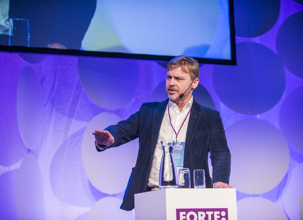 Joakim Palme presenterar på Forte Talks 2019